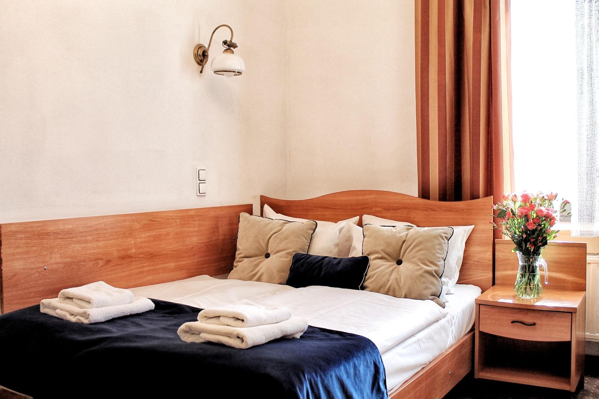 קרקוב Nobilton Hotel מראה חיצוני תמונה