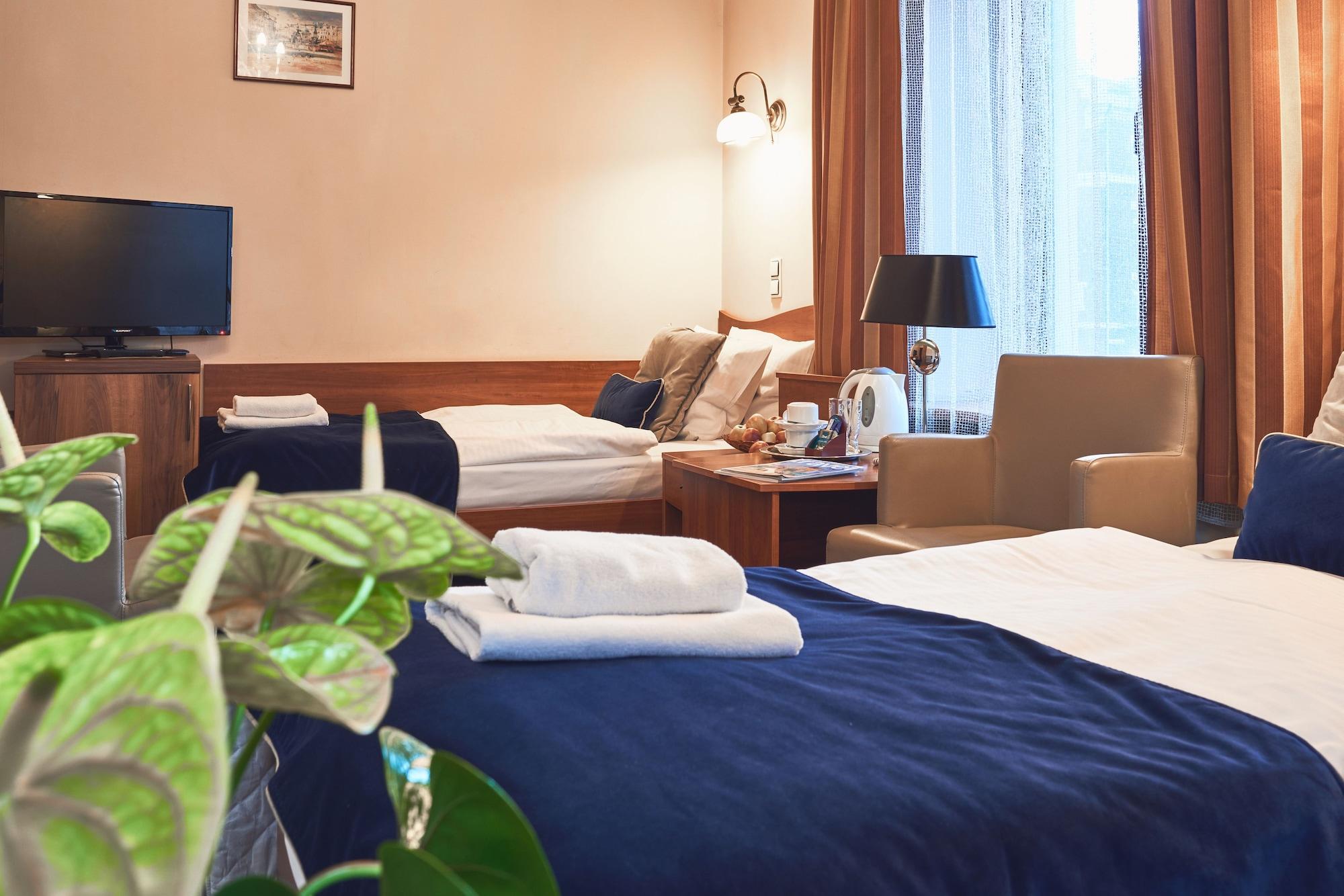 קרקוב Nobilton Hotel מראה חיצוני תמונה