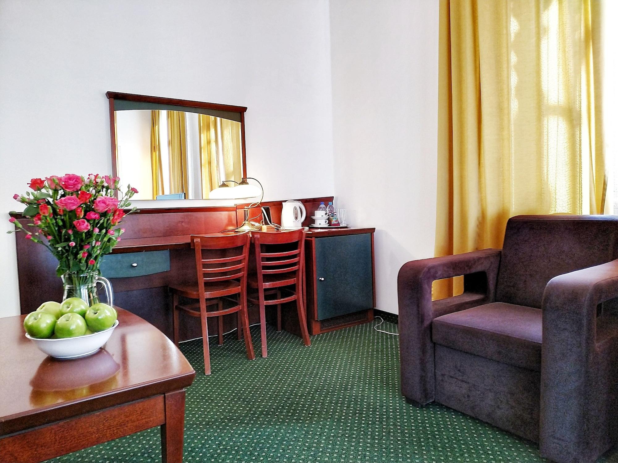 קרקוב Nobilton Hotel מראה חיצוני תמונה